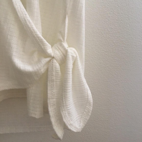 Cedar and gold blouse with tie - Picture 3 of 5